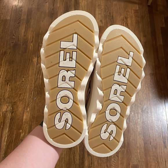 •SOLD• Sorel Viibe Clog - Picture 4 of 6